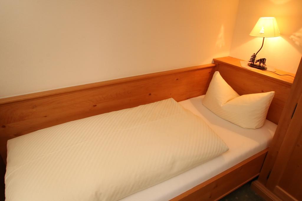 Todnauerberg Hotel Im Schwarzwald Todtnauberg Oda fotoğraf