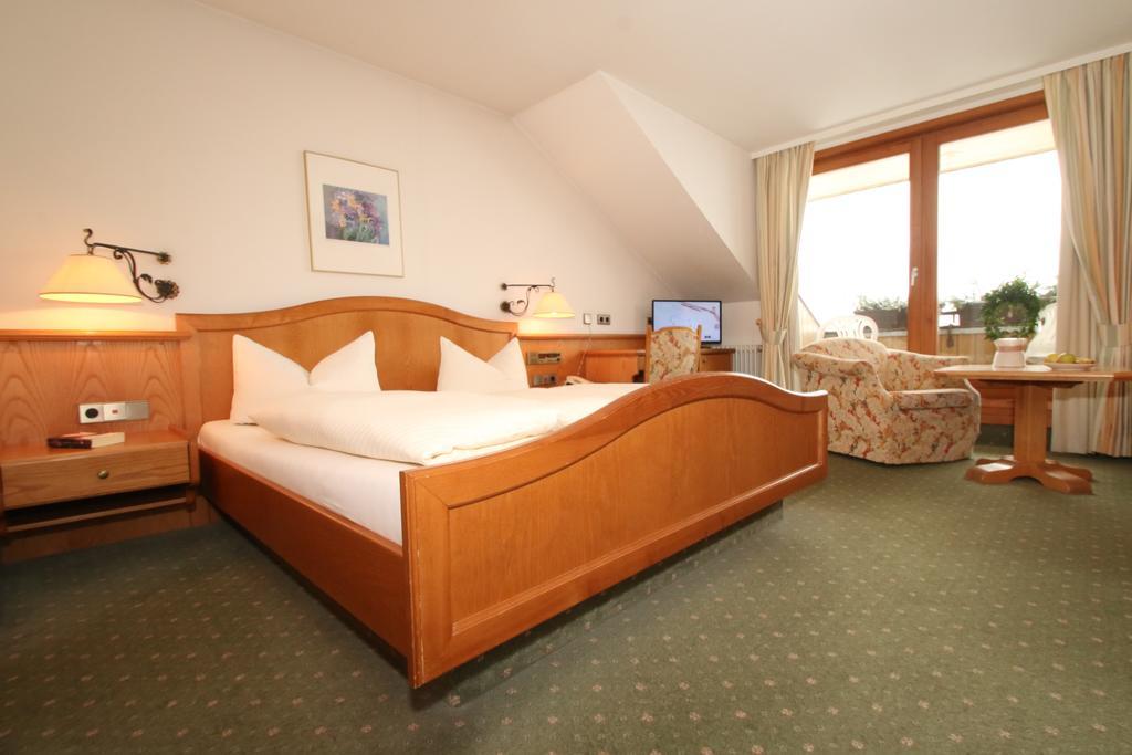 Todnauerberg Hotel Im Schwarzwald Todtnauberg Oda fotoğraf